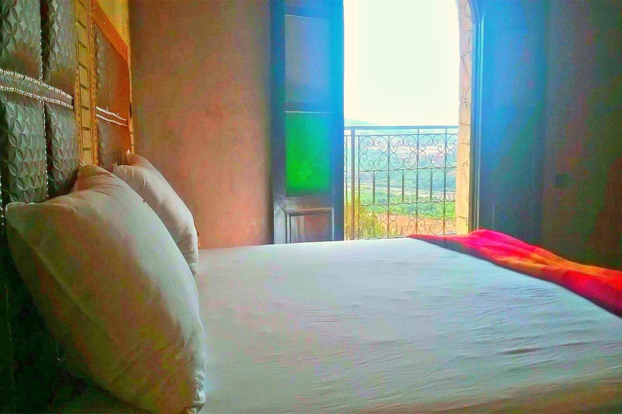 Riad Aslda Asni Cameră foto