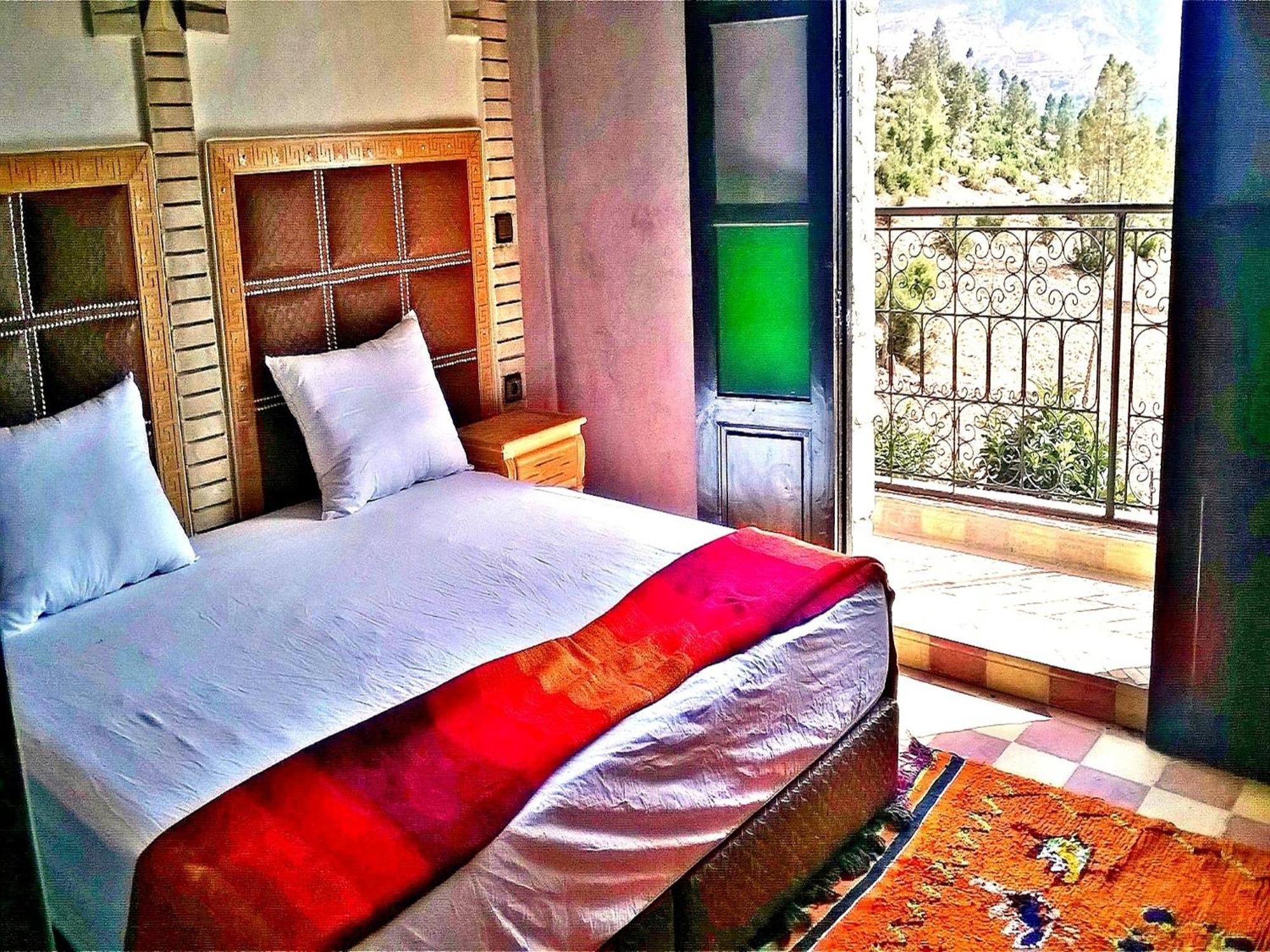 Riad Aslda Asni Cameră foto